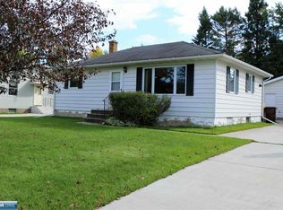 1912 E 31st St, Hibbing, MN 55746