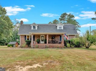 519 Center Point Rd, Temple, GA 30179