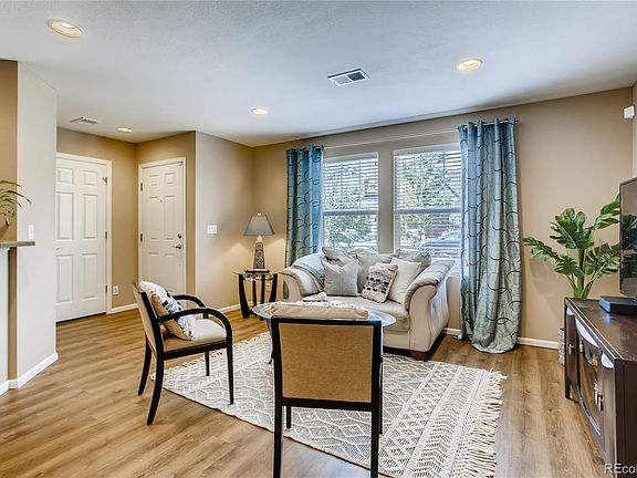 4th image of 2172 N Willow Ct