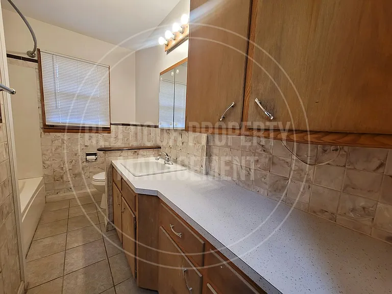 1402 W Lotus St — Photo 10