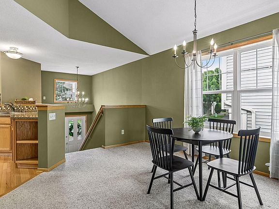 5th image of 10264 Country Club Alcove