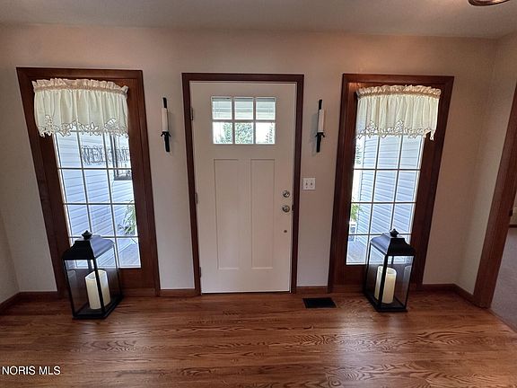 5th image of 5211 County Road B