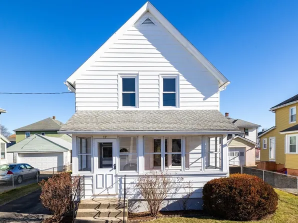 17 Warren St, Ludlow, MA 01056
