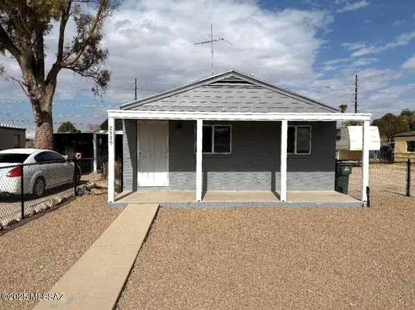 2527-2529 E Cameron Vista Ave, Tucson, AZ 85713