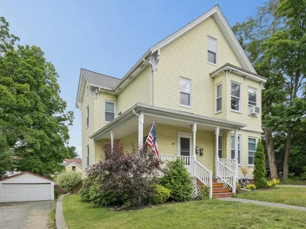 49 Felton St, Hudson, MA 01749