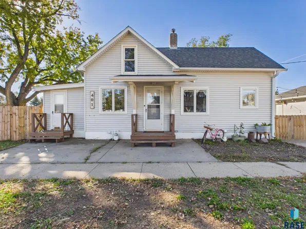 401 W 2nd St, Worthing, SD 57077