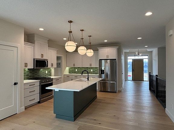 5th image of 4427 Muirfield Dr