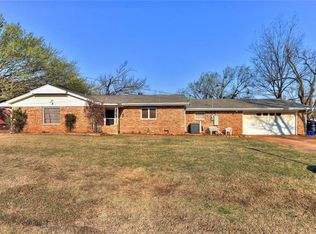 9905 Harbor Dr, Oklahoma City, OK 73162