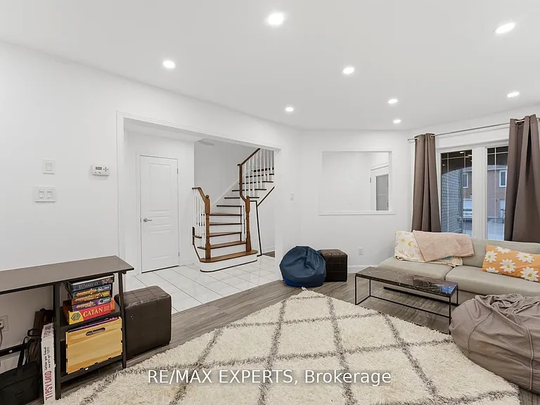 22 Wedgewood Pl — Photo 6