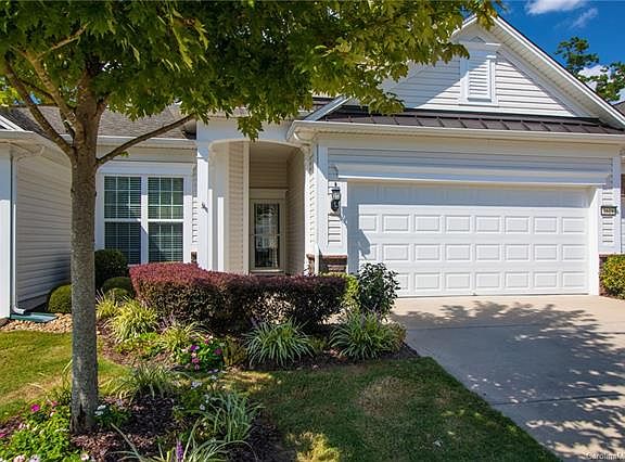 4th image of 1619 River Bend Blvd