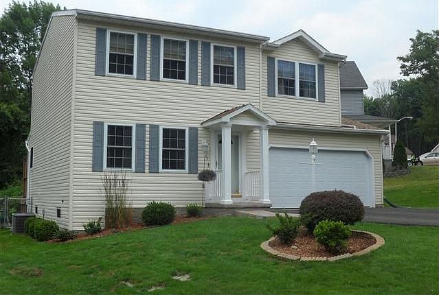 1st image of 5 Apple Blossom Ln