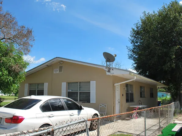 1223 MCCRAY Court, Fort Pierce, FL 34950