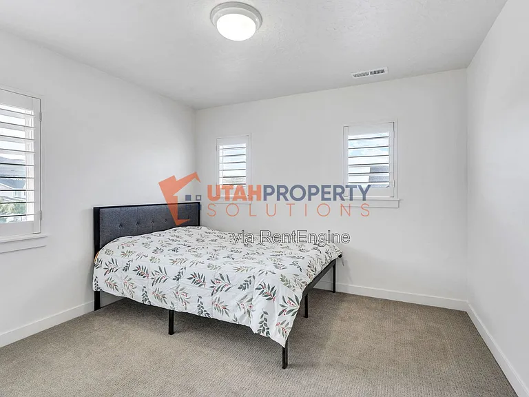 213 W Prickly Pear Dr — Photo 24