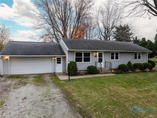 1821 Robert Ave, Fremont, OH 43420