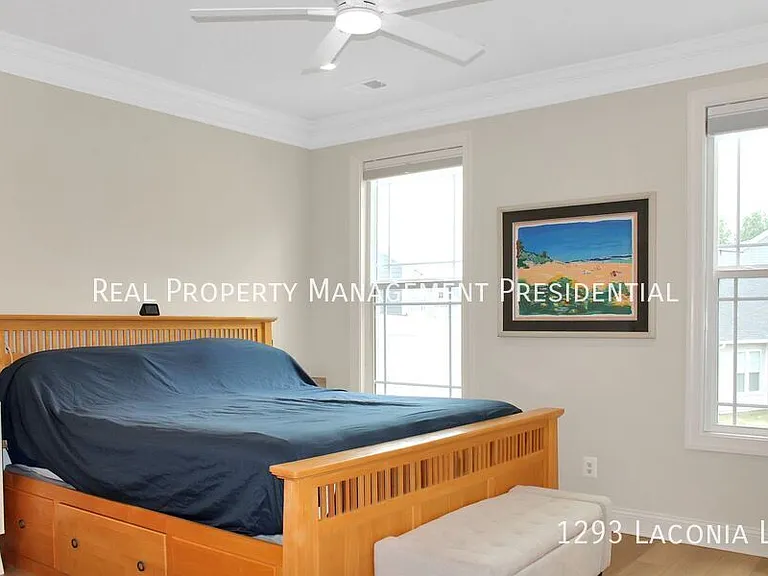 1293 Laconia Ln — Photo 10