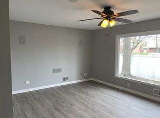310 Thompson St, Urbana, IL 61801