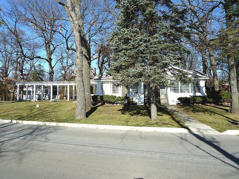 1st image of 24832 W Lake Shore Dr