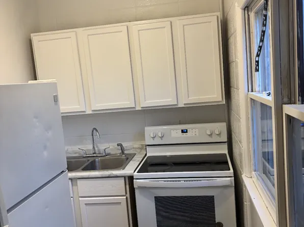 Charles City, 906 Gilbert St #3, Charles City, IA 50616