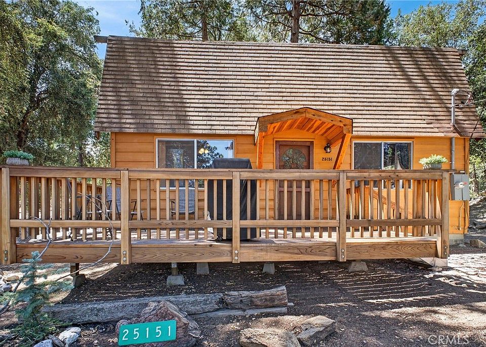 1st image of 25151 Wrightwood Dr