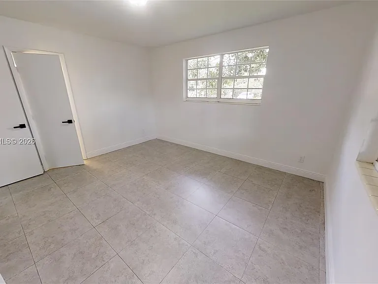 490 NW 90th St — Photo 10