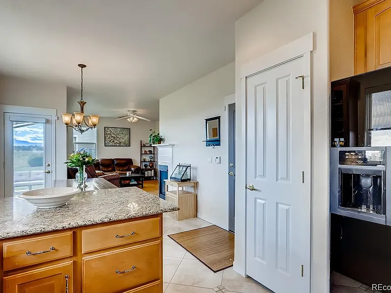 3746 Red Deer Trl — Photo 13