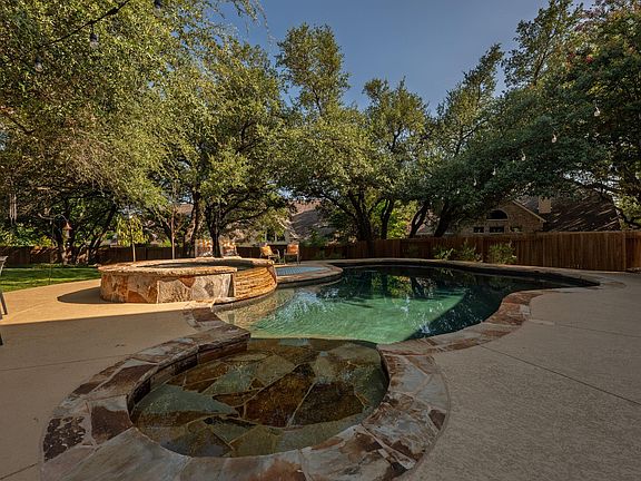 3rd image of 2317 Rio Mesa Dr