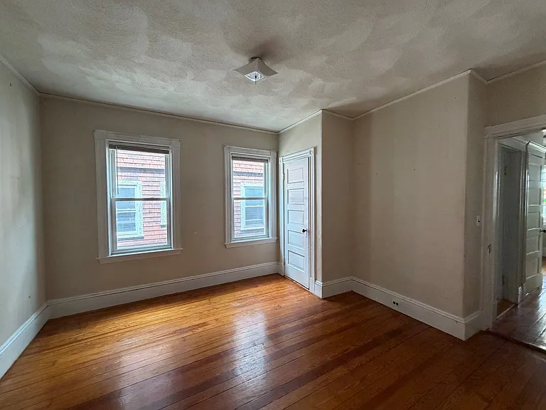 78 Bristol Rd — Photo 9