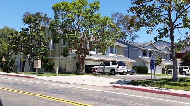 2nd image of 2246 Manzana Way