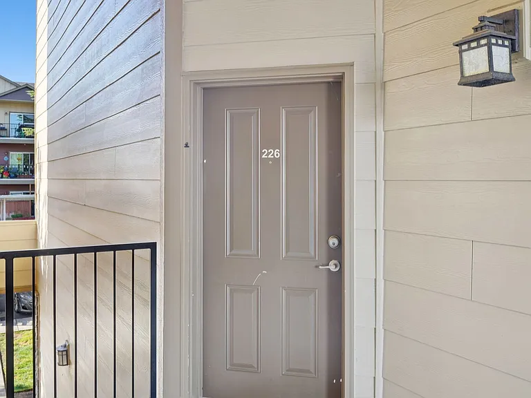 Aspen Grove Apartments — Photo 44