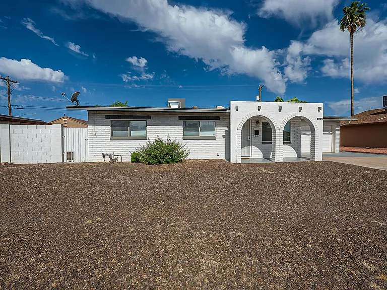 1616 N Markdale — Photo 40