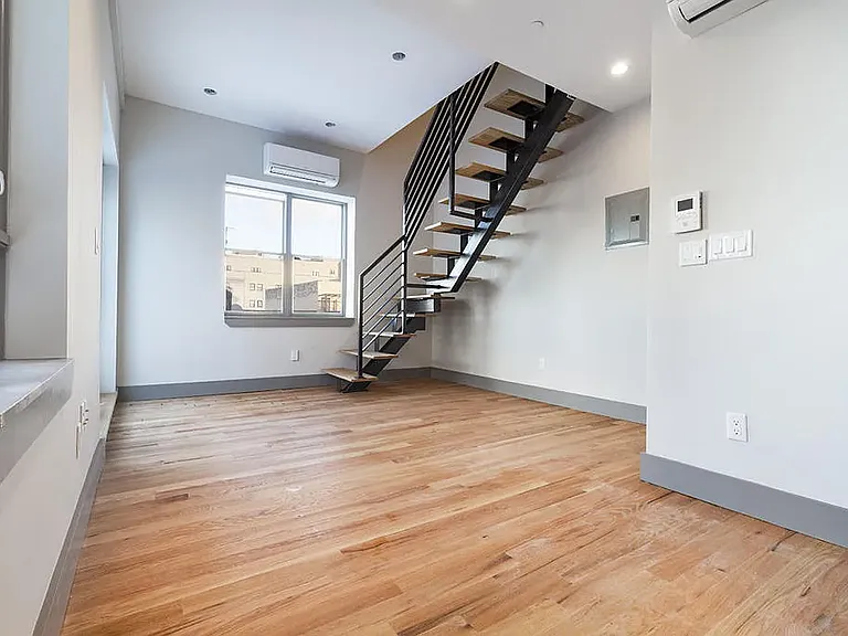 846 Monroe St #3B — Photo 1