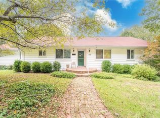 99 Swarthmore Ave, Charleston, WV 25302