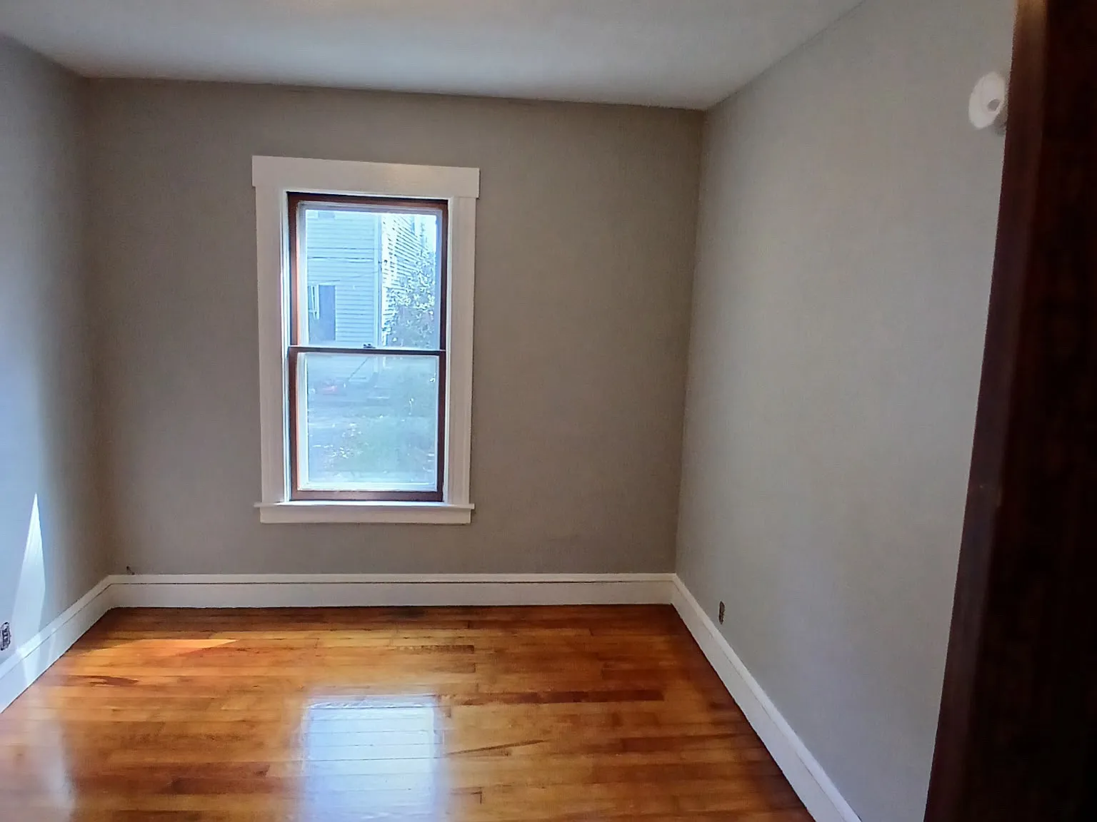 312 Main St — Photo 4