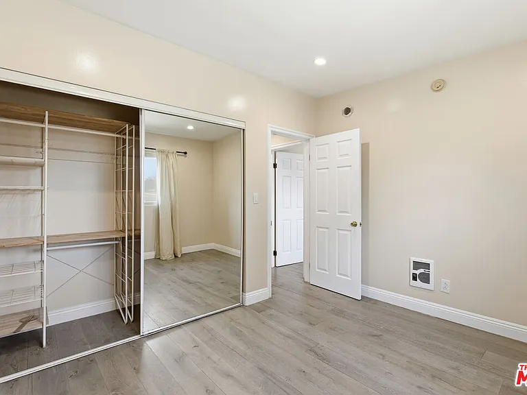8710 Belford Ave #207B — Photo 16