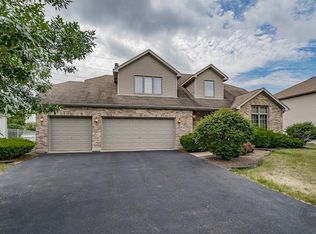 13226 S Blackstone Ln, Plainfield, IL 60585