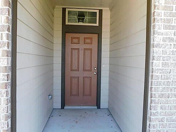 2nd image of 1947 Briar Grove Dr