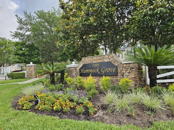 12301 Kernan Forest Blvd, Jacksonville, FL