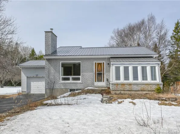 568 Des Acadiens Blvd, Bertrand, NB E1W 1G6