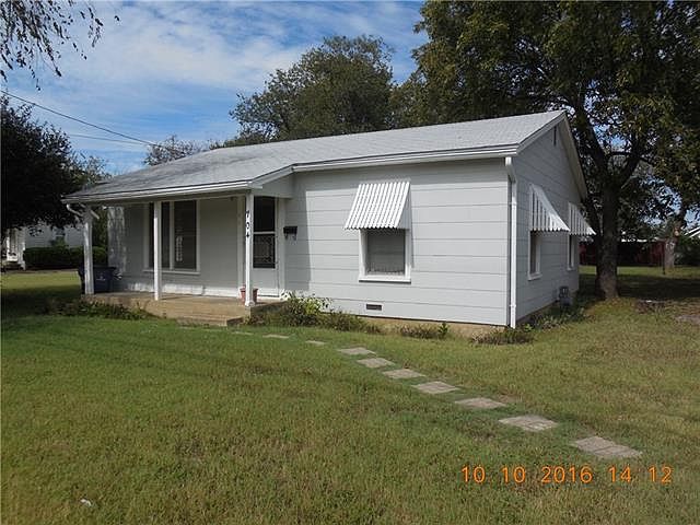 1st image of 704 W Enon Ave