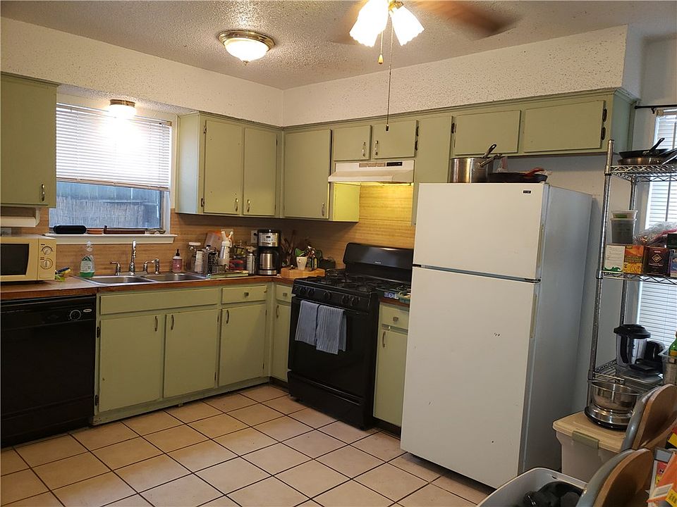1st image of 1322 Southport Dr