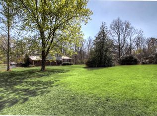 502 Miles Rd, Signal Mountain, TN 37377