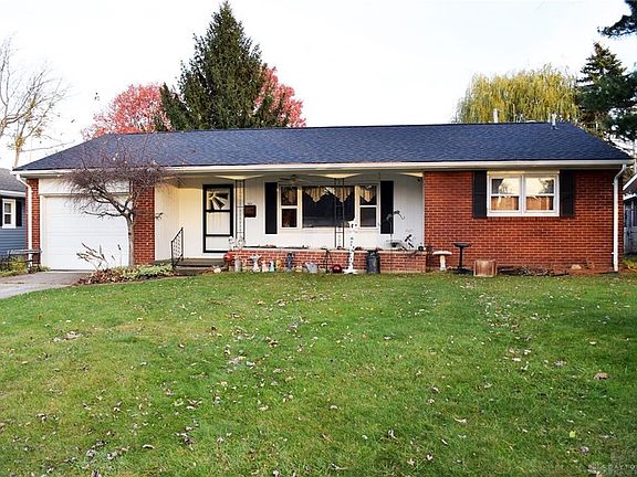 3rd image of 835 Terry Ln