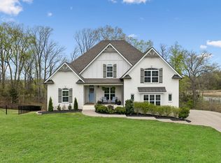 230 Amana Dr, Lebanon, TN 37087