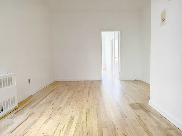 313 East 90th Street image 1 of 8