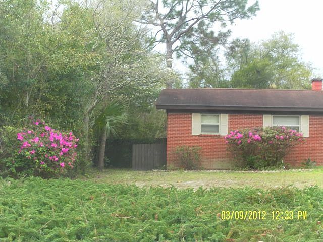2nd image of 123 Judith Dr