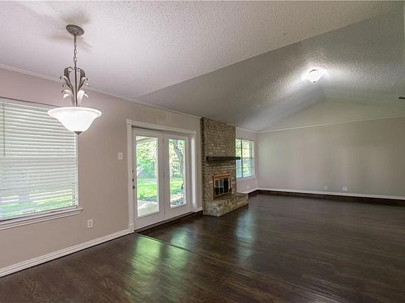4th image of 8425 Glenann Dr