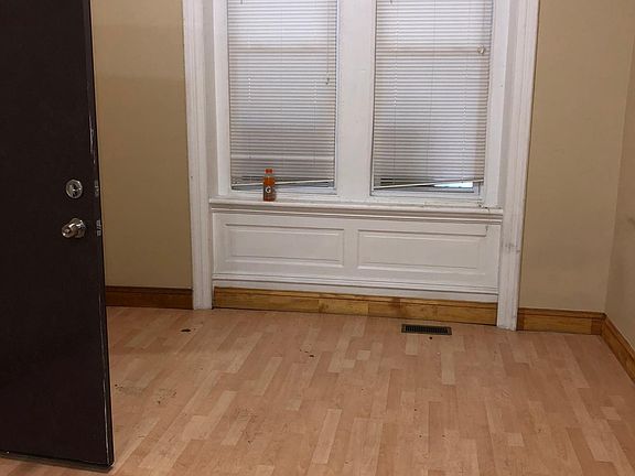 4th image of 1317 S 47th St #1