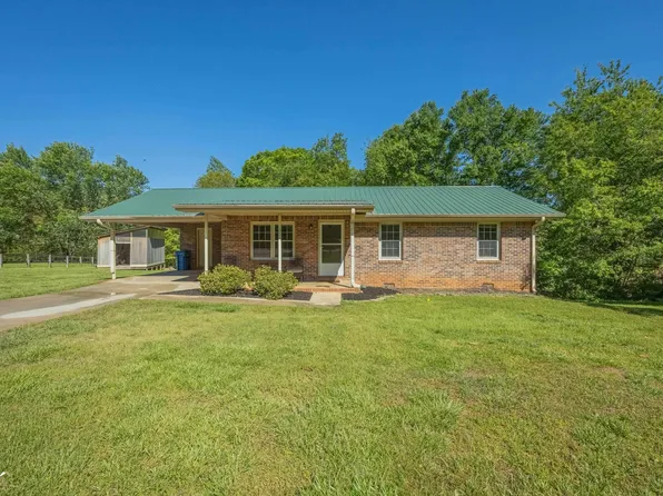 431 Clover Leaf Rd, Cleveland, GA 30528