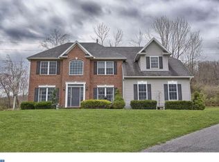 7 Jennifer Ct, Sinking Spring, PA 19608