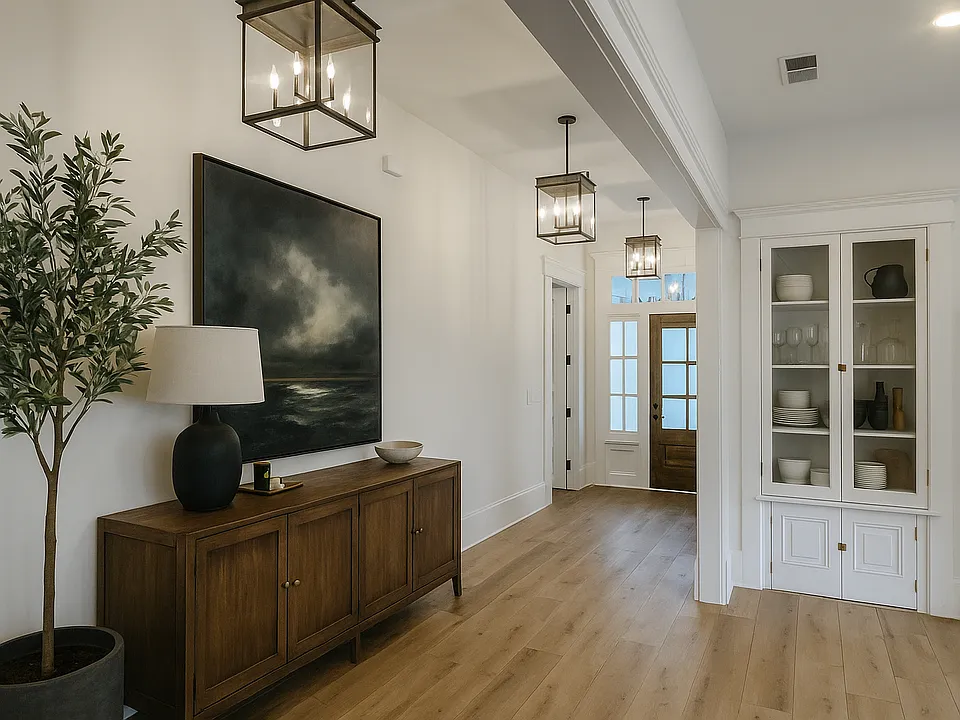 Virtually Staged: Entryway & Dining